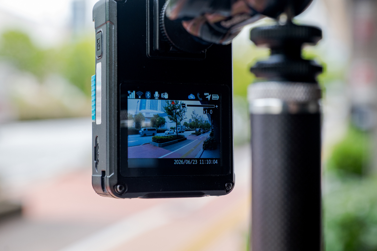 Safie Pocket2 Plusは、屋外の調査に必要な防水・防塵性能と、十分な画質を保持