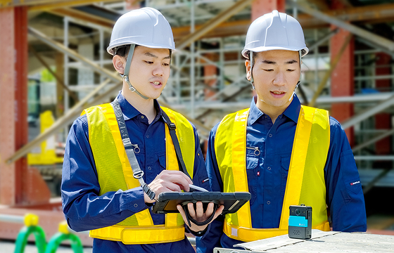 ヘッドセット不要で通話可能